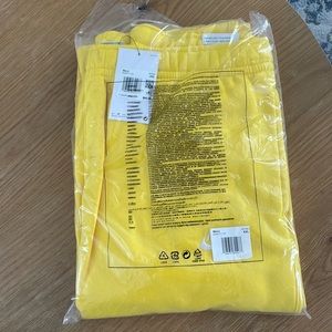 Yellow Men’s Nike sweatpants